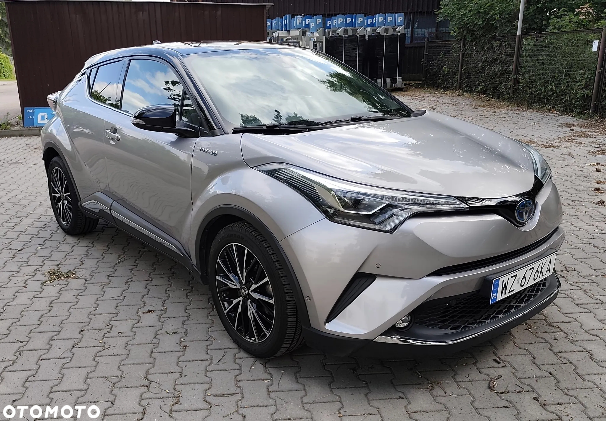 Toyota C-HR 1.8 Hybrid GPF Executive - 22