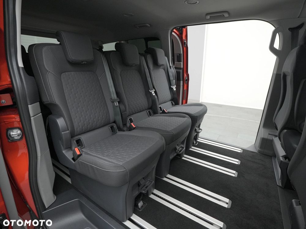 Ford Tourneo Custom 2.0 EcoBlue 320 L2 Titanium - 18