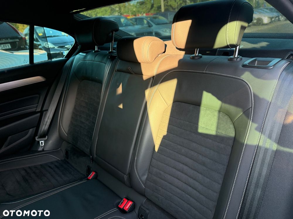 Volkswagen Passat 2.0 TSI Elegance DSG - 11