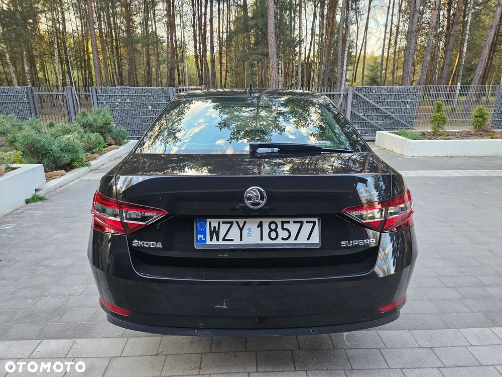 Skoda Superb 2.0 TDI Style - 15