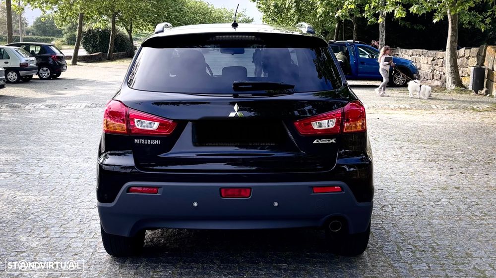 Mitsubishi ASX 1.8 DI-D Instyle - 4