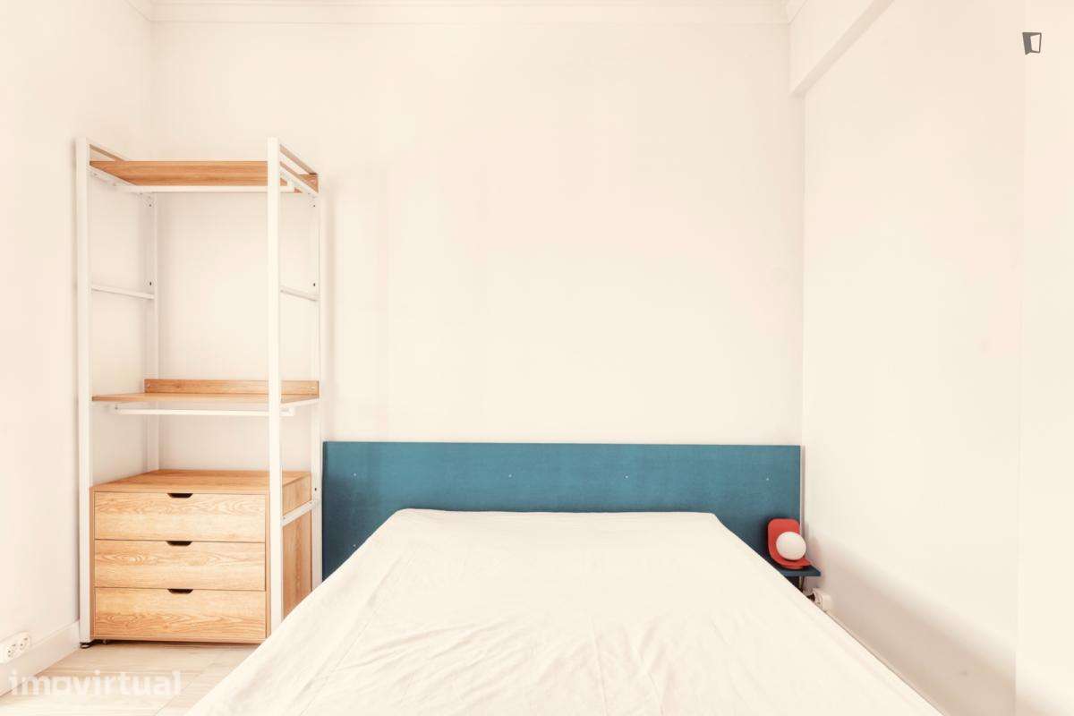 Quarto - localizado em Benfica Lisbon - Grande imagem: 4/15