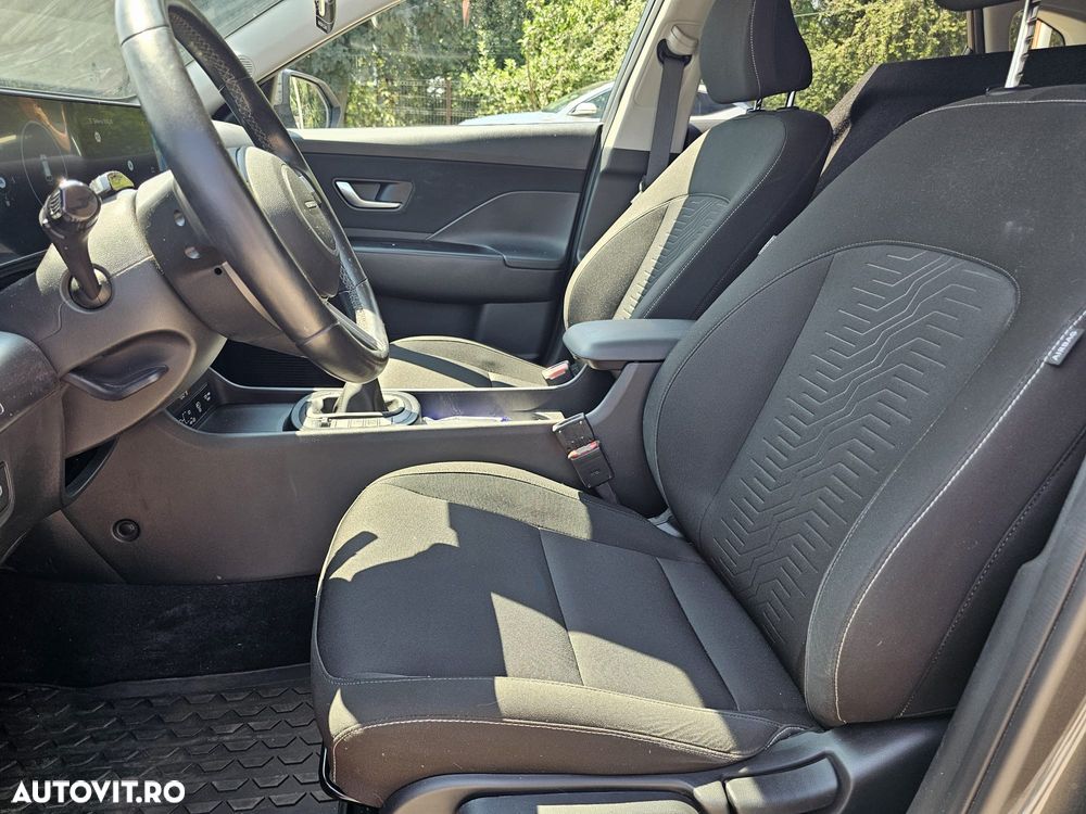 Hyundai KONA 1.0 T-GDI 120 CP 6MT 2WD Premium - 14