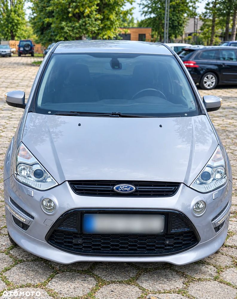Ford S-Max 2011 photo 2
