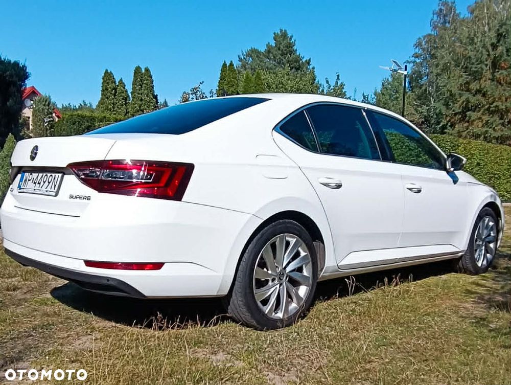 Skoda Superb 1.4 TSI ACT Ambition - 4
