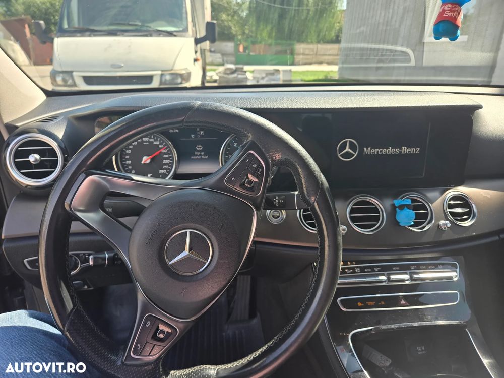 Mercedes-Benz E 200 d Aut. - 7