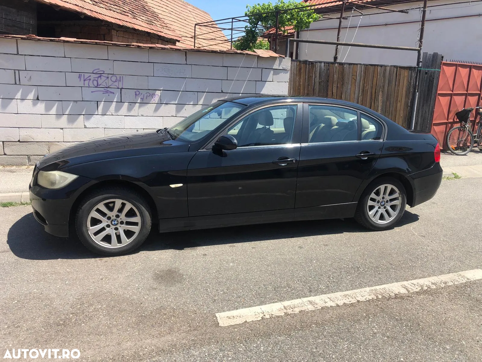 BMW Seria 3 318d - 8