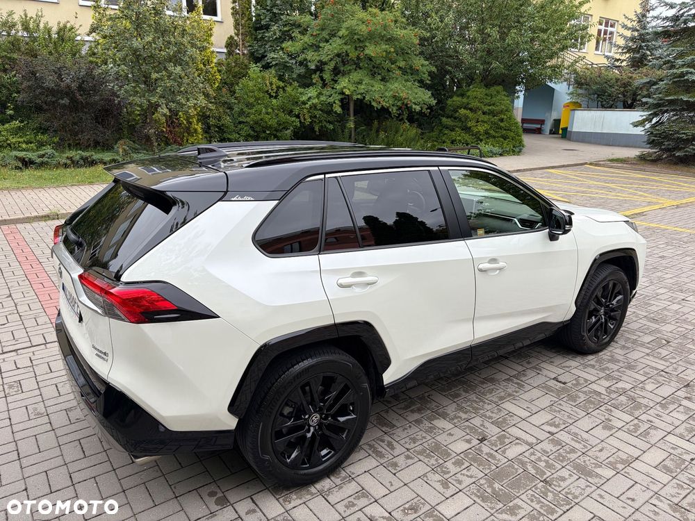 Toyota RAV4 - 10