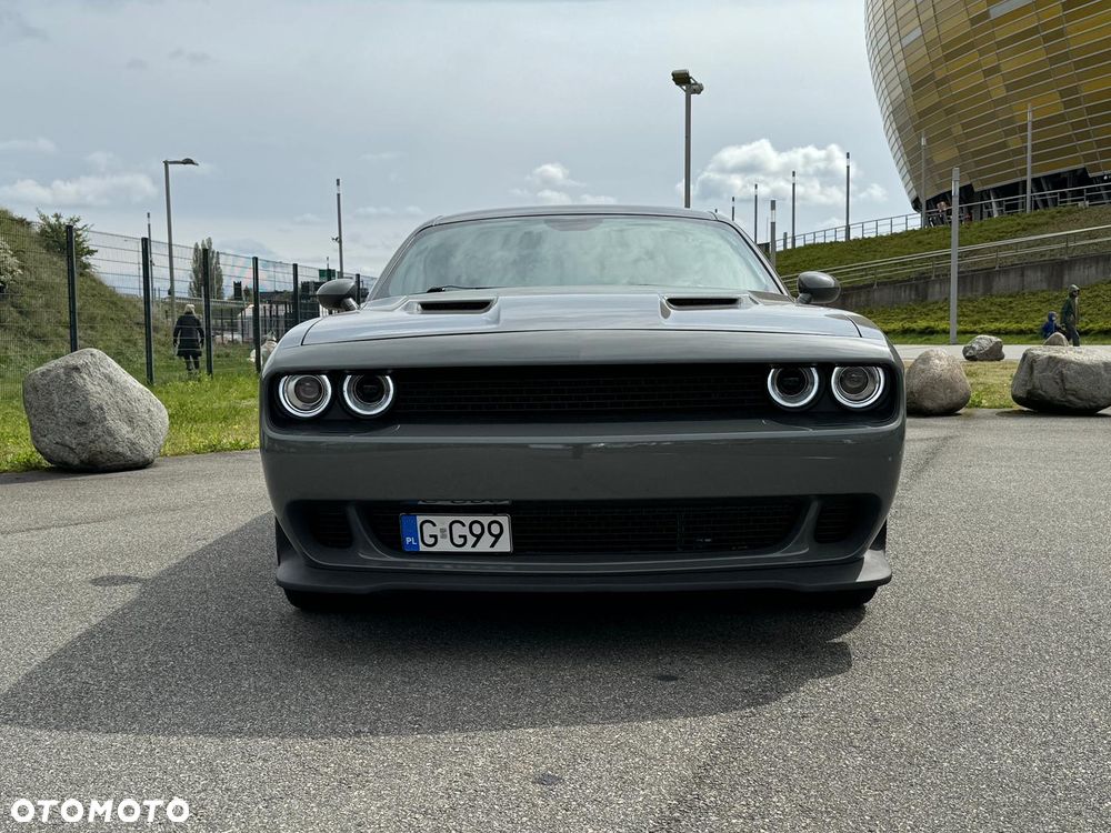 Dodge Challenger - 7