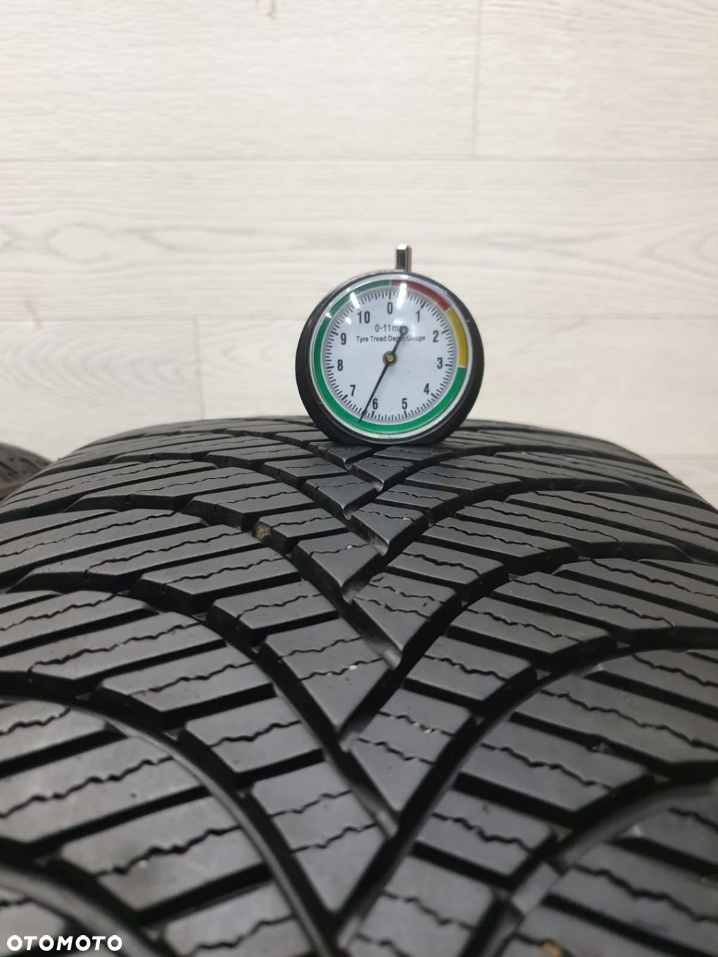 Opony całoroczne Westlake Z401 235/45R18 98 W - 3