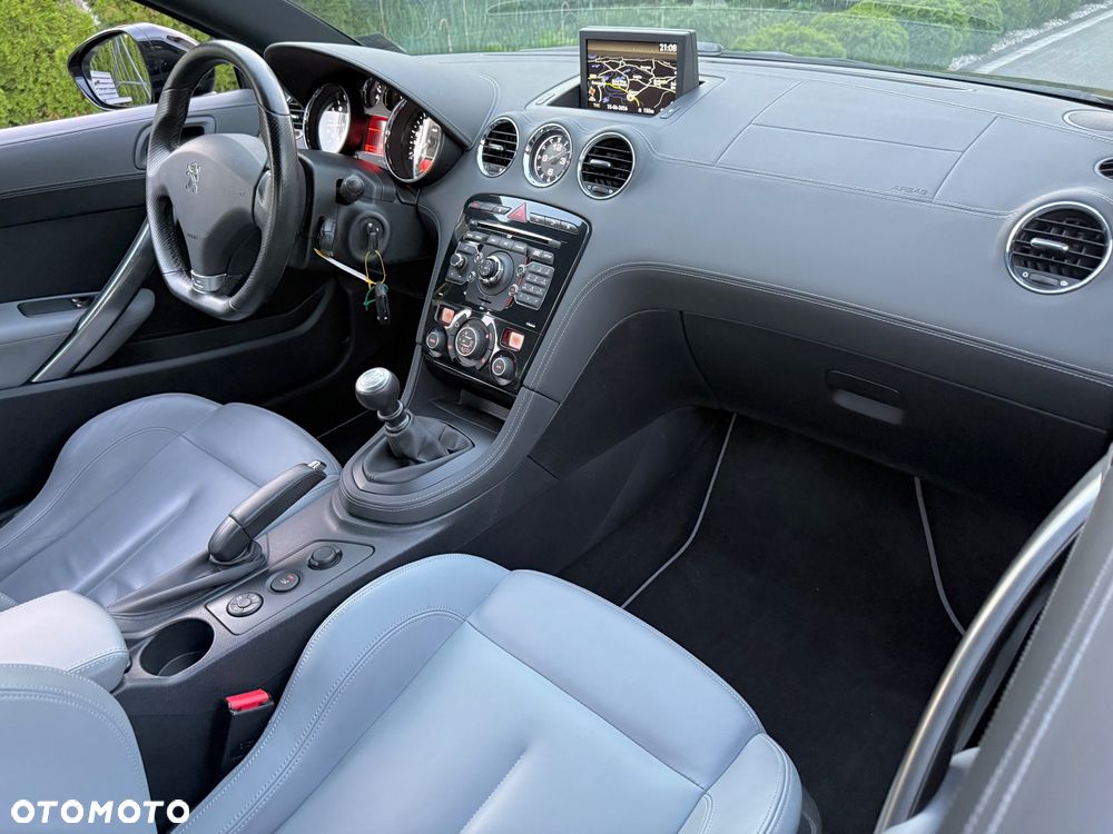 Peugeot RCZ 2.0 HDi - 12