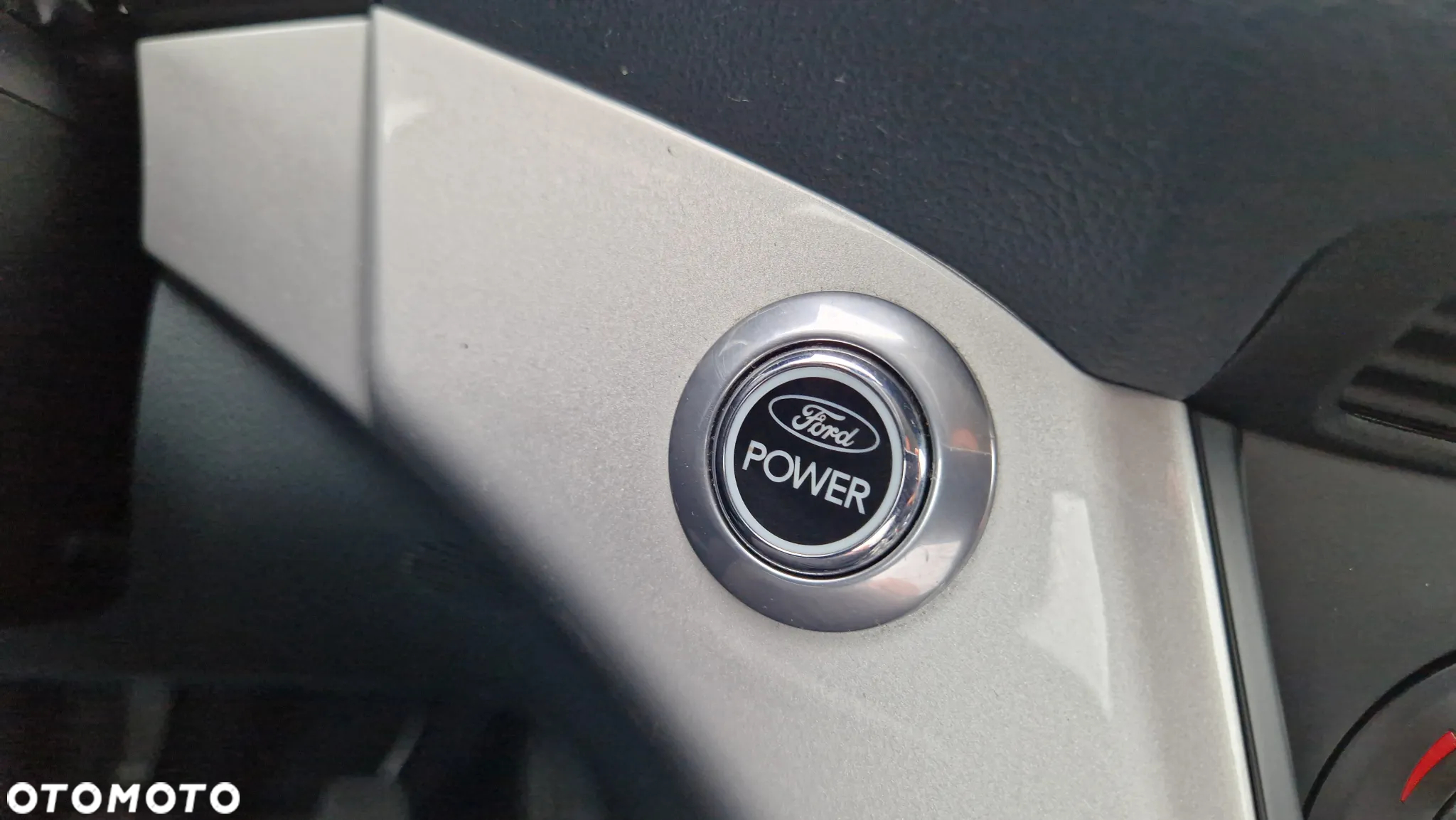 Ford C-MAX 1.6 EcoBoost Titanium - 14