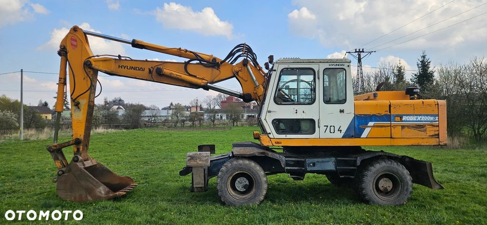 Hyundai ROBEX 200W-2 - 5