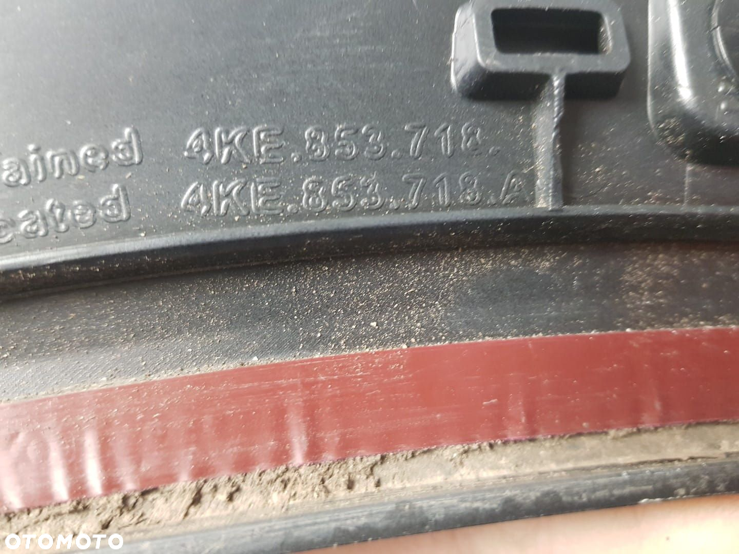 LISTWA BŁOTNIKA  AUDI AUDI E-TRON ETRON 19-24r PRAWA PRZÓD PRZEDNIA 4KE853718  4KE853718A - 4