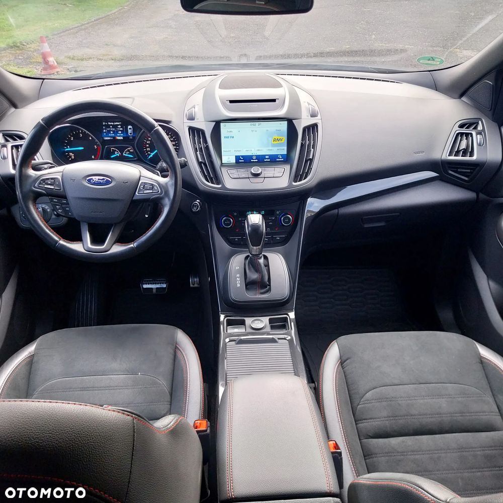 Ford Kuga 2.0 TDCi 4x4 ST-Line - 7