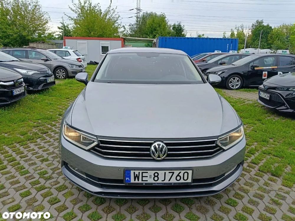 Volkswagen Passat 1.5 TSI EVO Comfortline DSG - 2