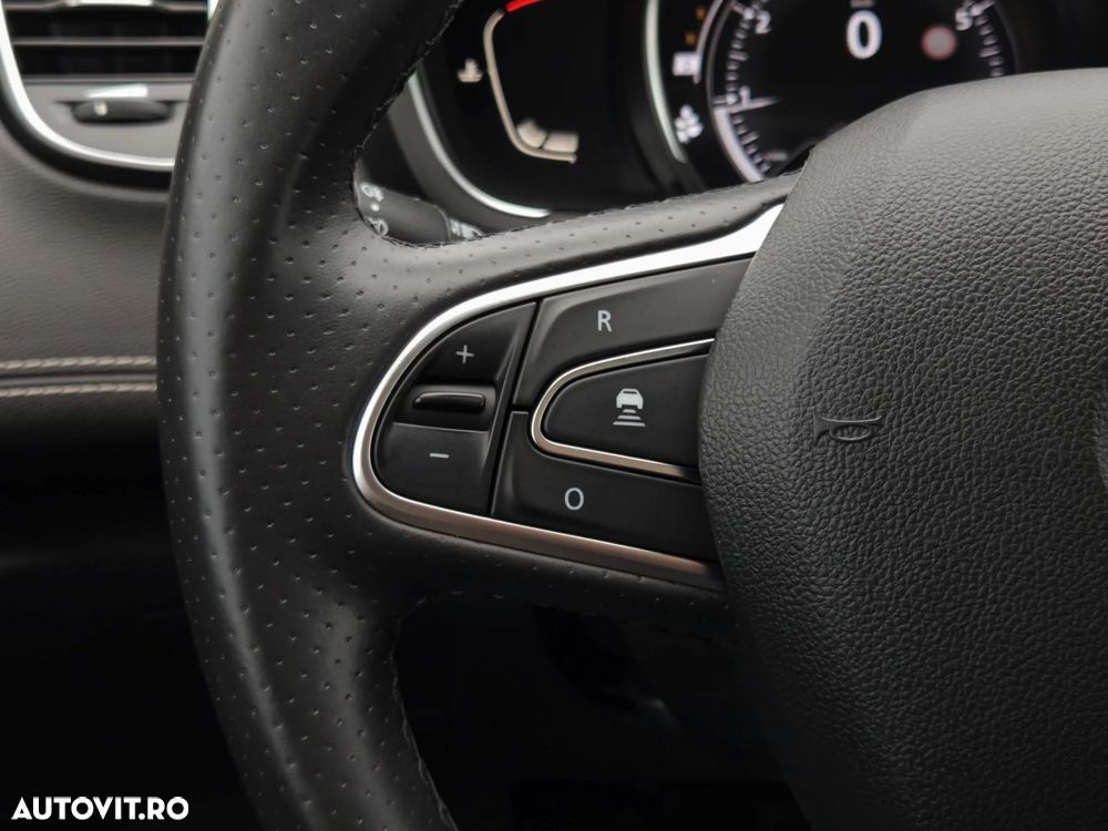 Renault Grand Scenic TCe 160 GPF EDC BOSE EDITION - 16