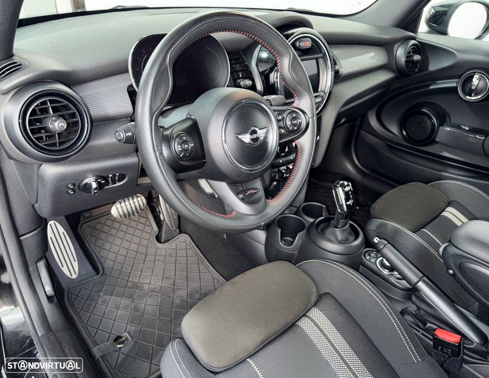 MINI Cabrio Cooper Premium First JCW Auto - 8