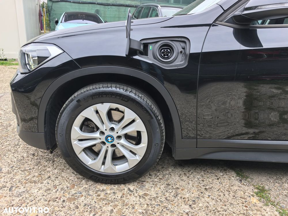 BMW X1 xDrive25e xLine - 24
