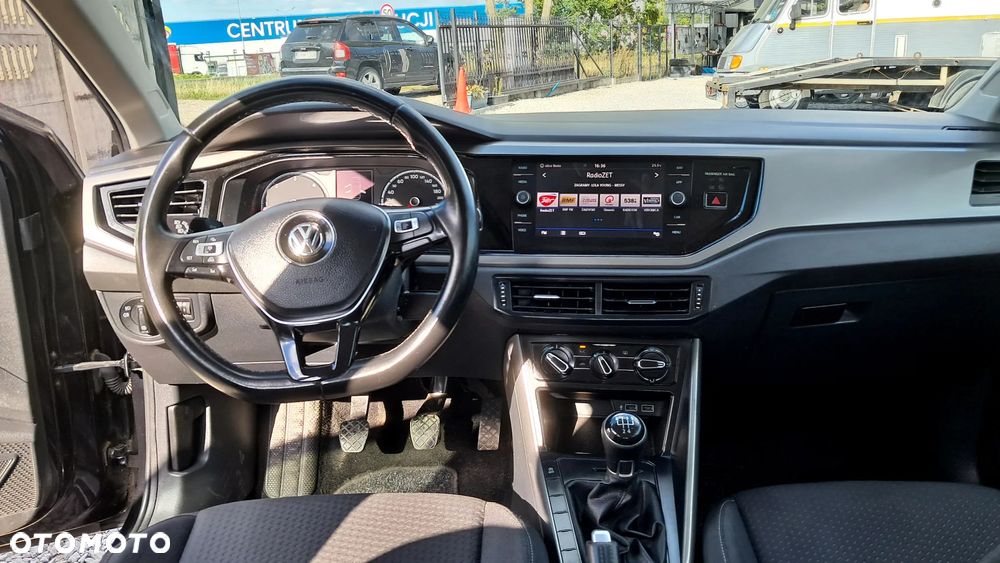 Volkswagen Polo 1.6 TDI SCR Comfortline - 18