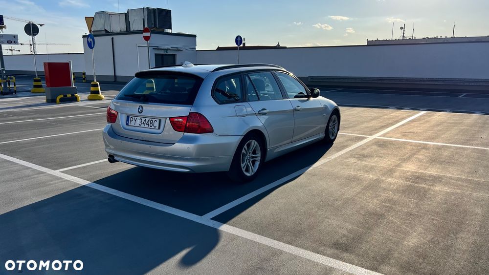 BMW Seria 3 320d - 9