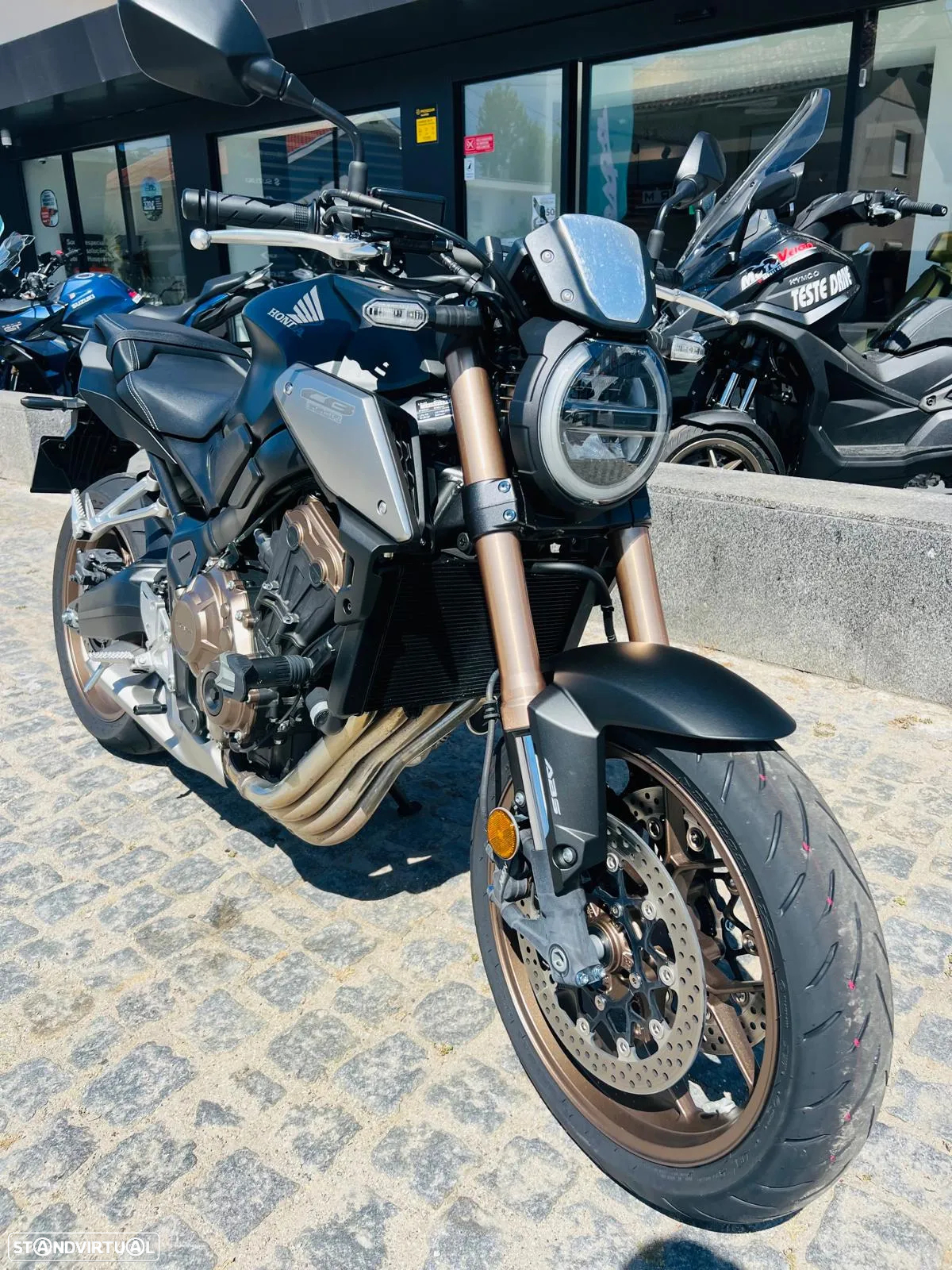 Honda CB 650R - 3
