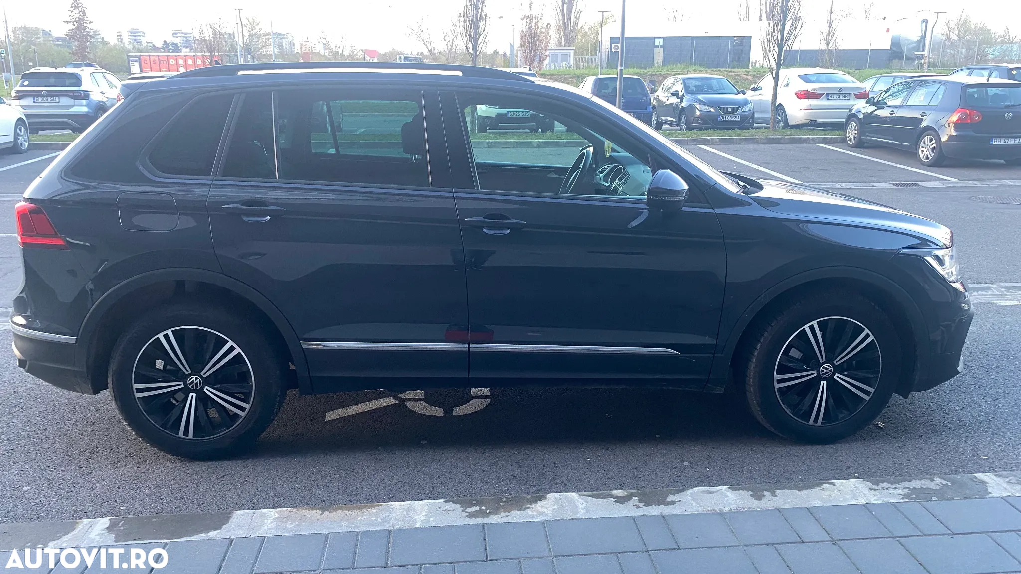Volkswagen Tiguan 2.0 TDI DSG Life - 6
