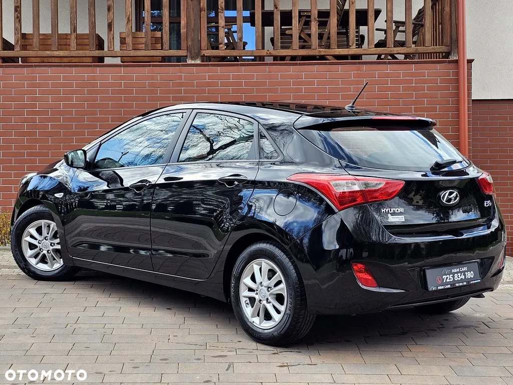 Hyundai i30 1.6 Fifa World Cup Edition - 21