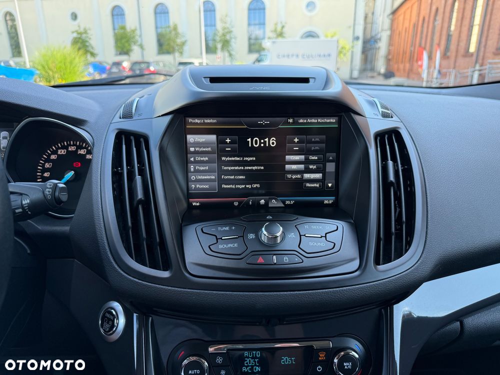Ford Kuga 1.5 EcoBoost 2x4 Titanium - 19
