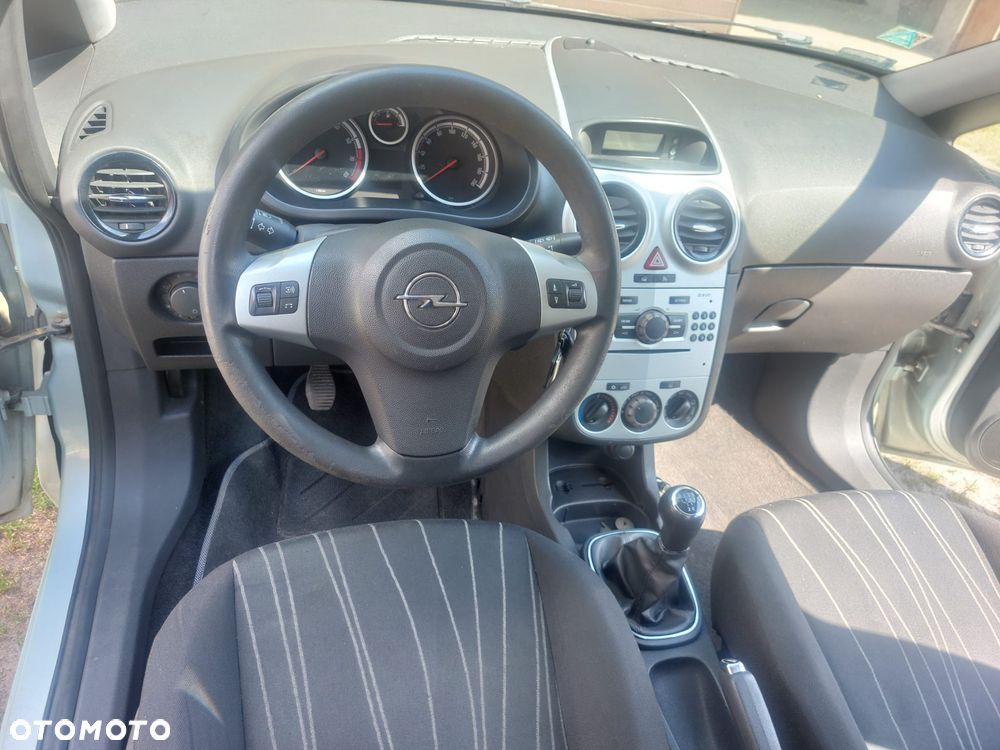 Opel Corsa 1.2 16V Enjoy - 7