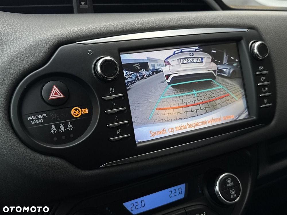 Toyota Yaris Hybrid 100 Premium EU6 - 23