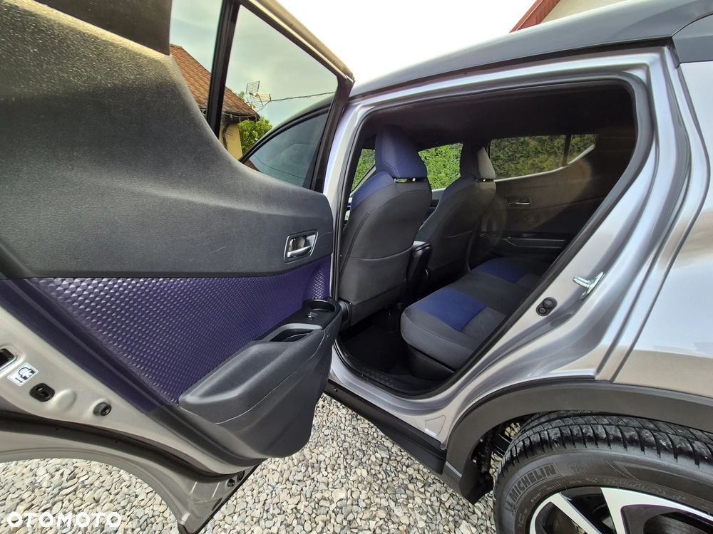 Toyota C-HR Business-Edition - 23