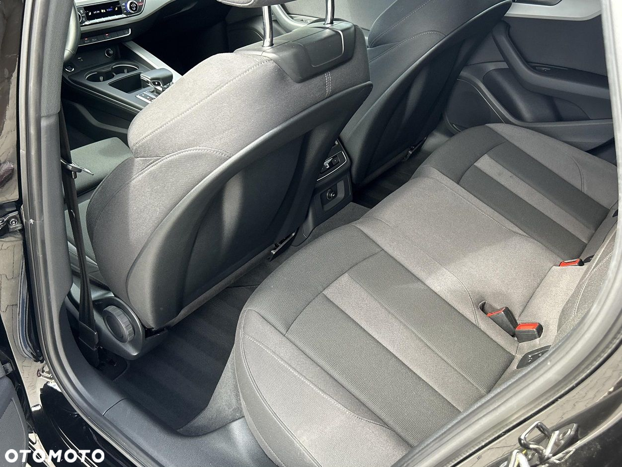 Audi A4 - 12