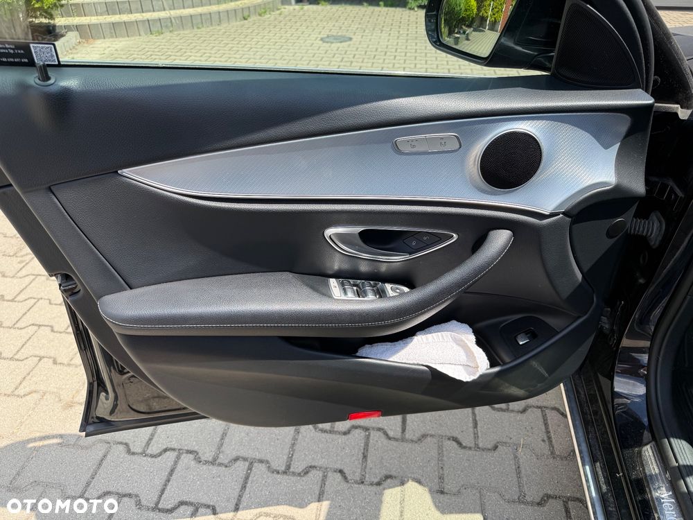 Mercedes-Benz Klasa E - 12
