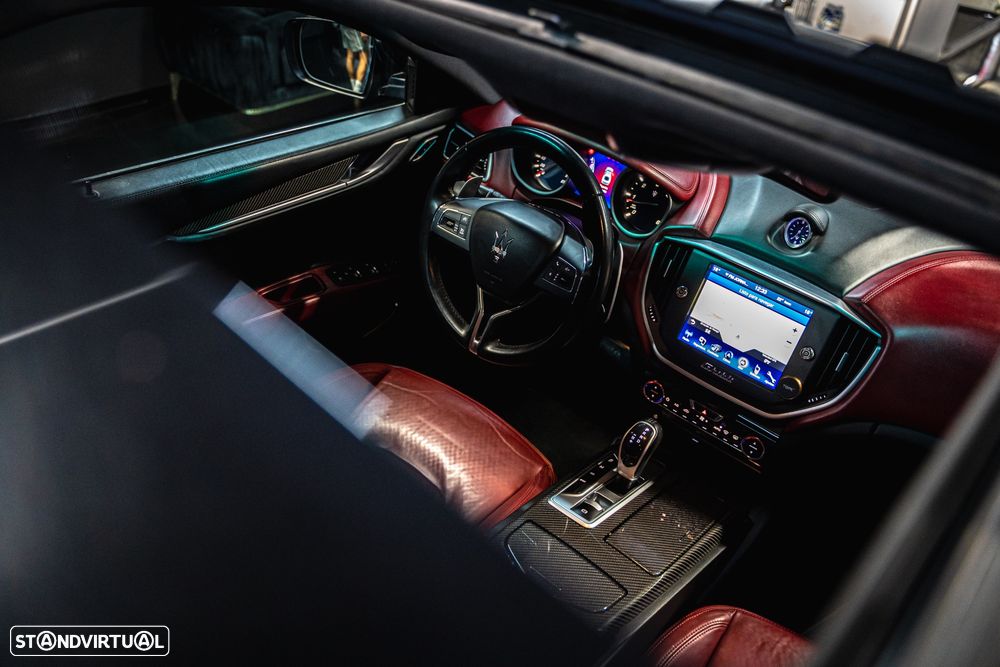 Maserati Ghibli 3.0 V6 - 21