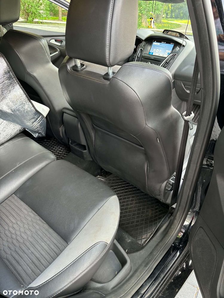 Ford Focus ST - 9