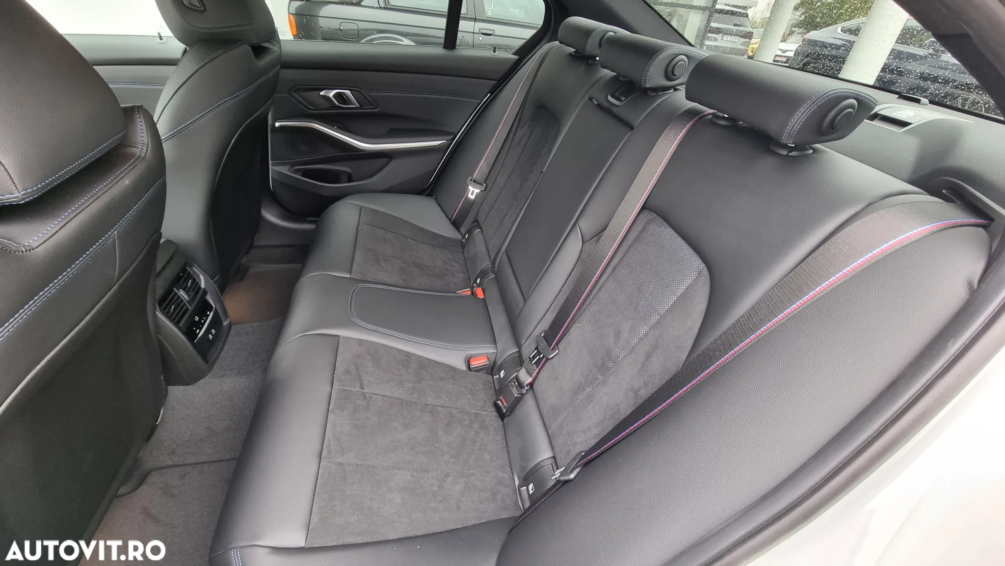 BMW Seria 3 320d xDrive AT - 10