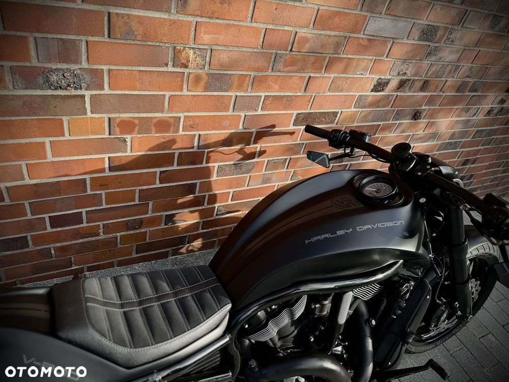 Harley-Davidson V-Rod Night Rod - 6