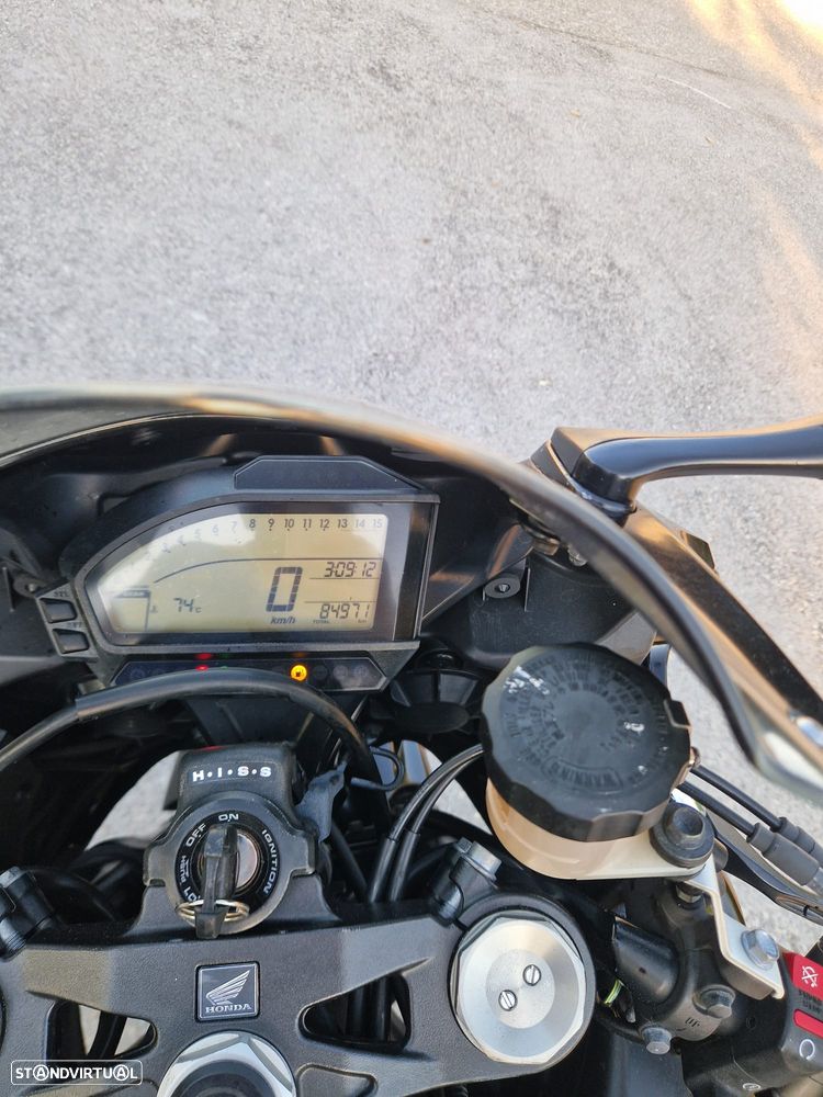 Honda CBR 1000RR  Possível Financiamento - 9