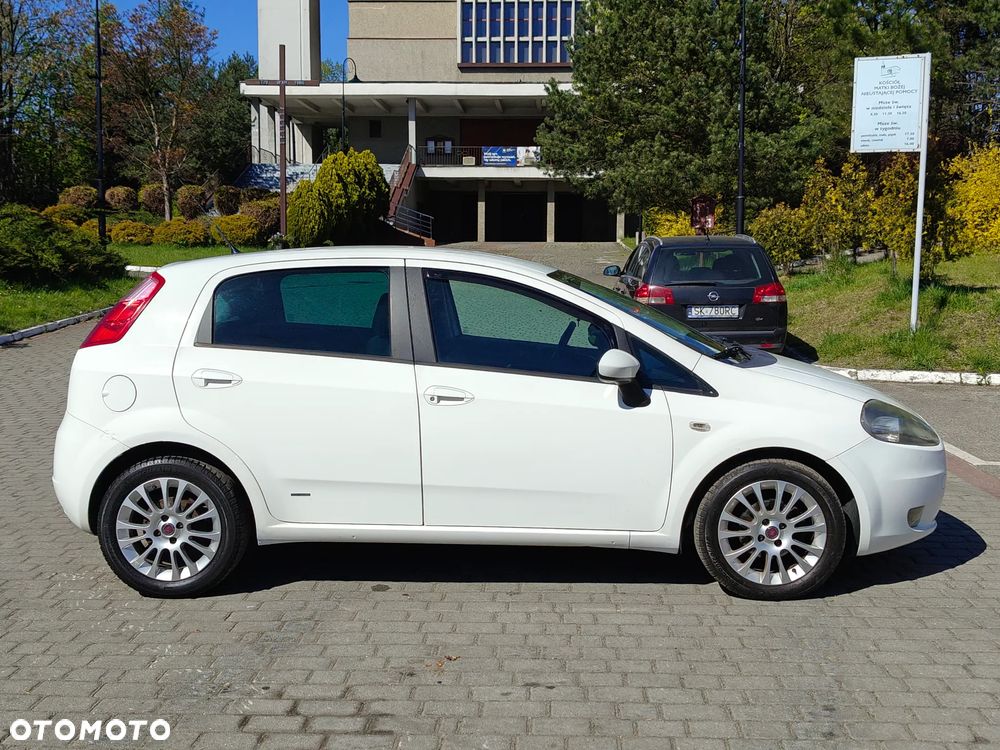 Fiat Grande Punto 1.4 8V Dynamic - 2