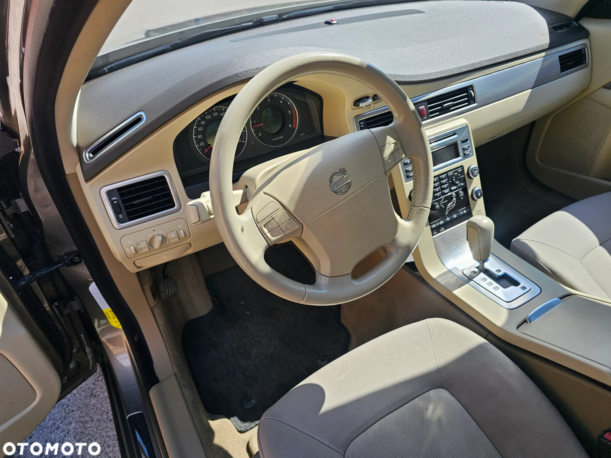 Volvo S80 2.4D Kinetic - 36