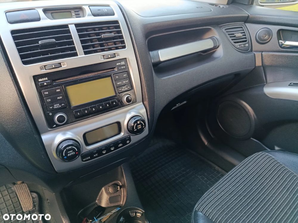 Kia Sportage 2.0 Expedition + - 9