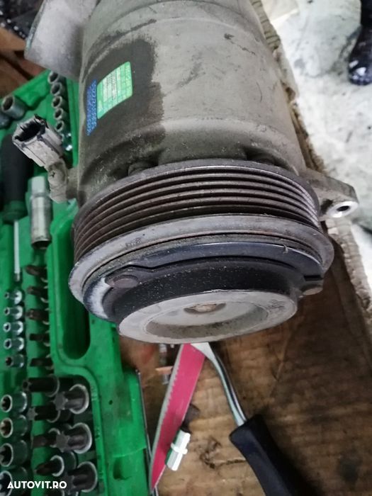 Compresor clima ac Nissan murano 35i v6 248 cai VQ35DE - 2