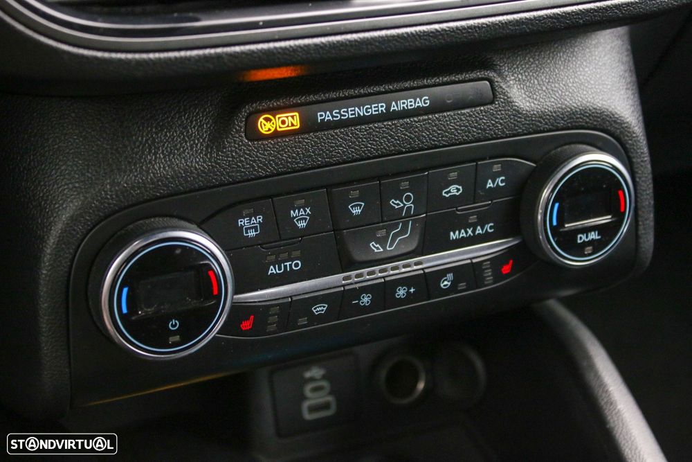 Ford Focus 1.0 EcoBoost ST-Line - 21