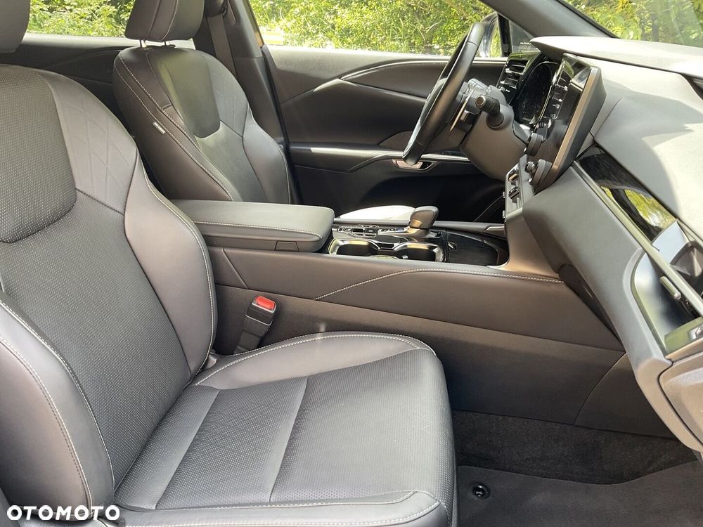Lexus RX - 11