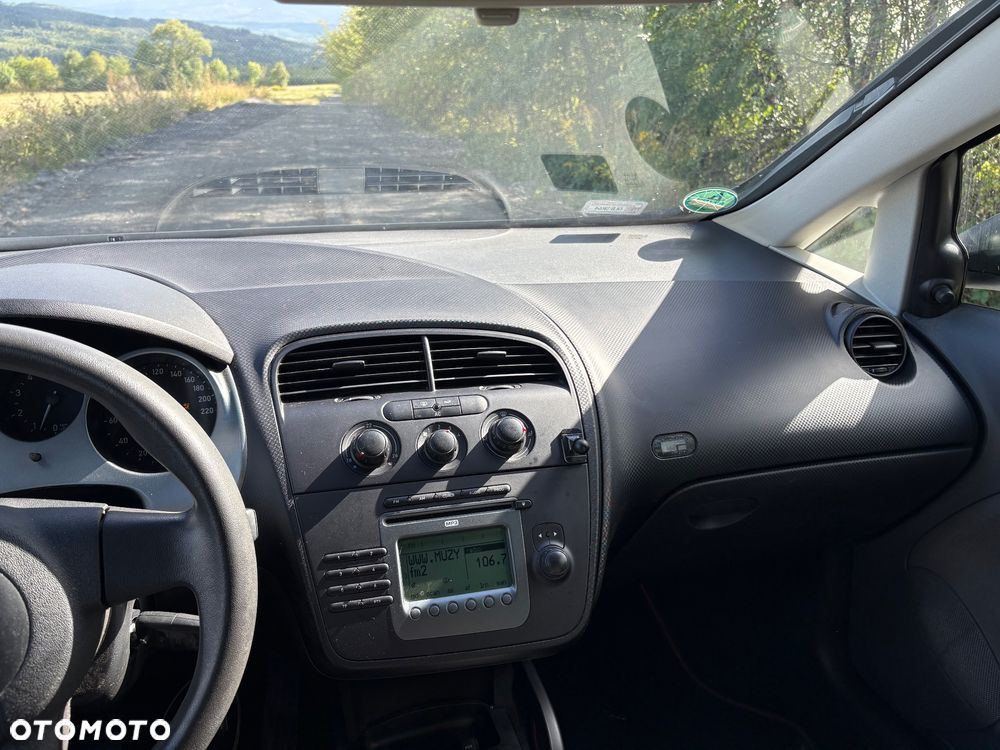 Seat Altea 1.6 Reference - 11