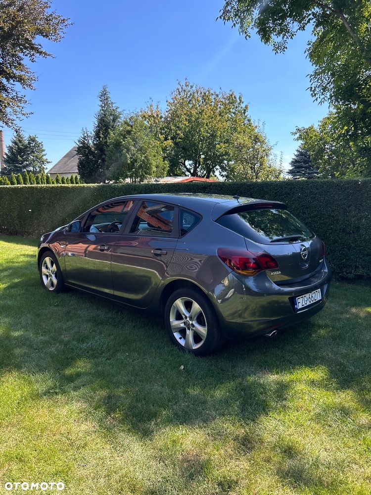 Opel Astra 1.4 T Cosmo - 5