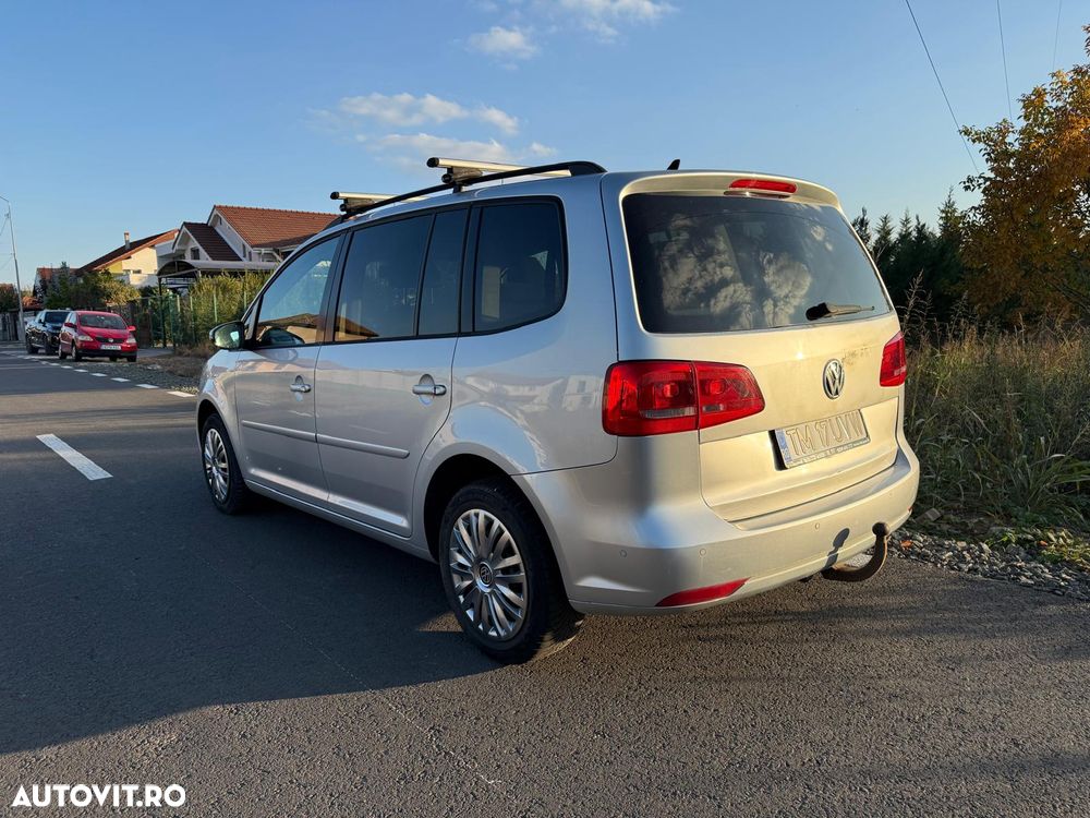 Volkswagen Touran - 6