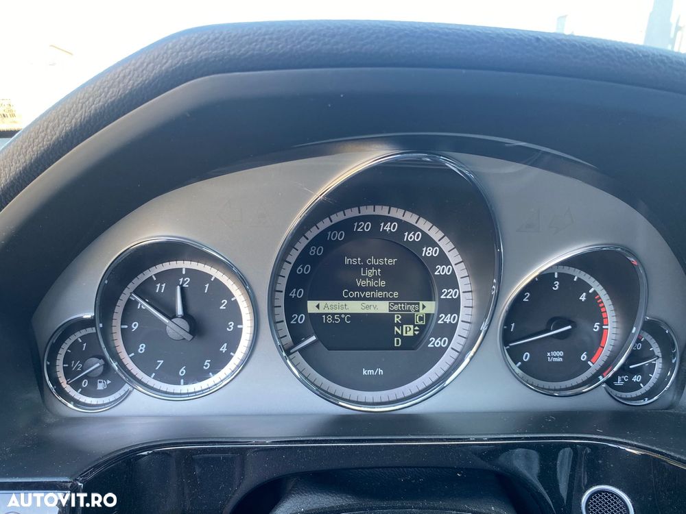 Mercedes-Benz E 350 CDI 4MATIC BlueEfficiency Aut. - 23