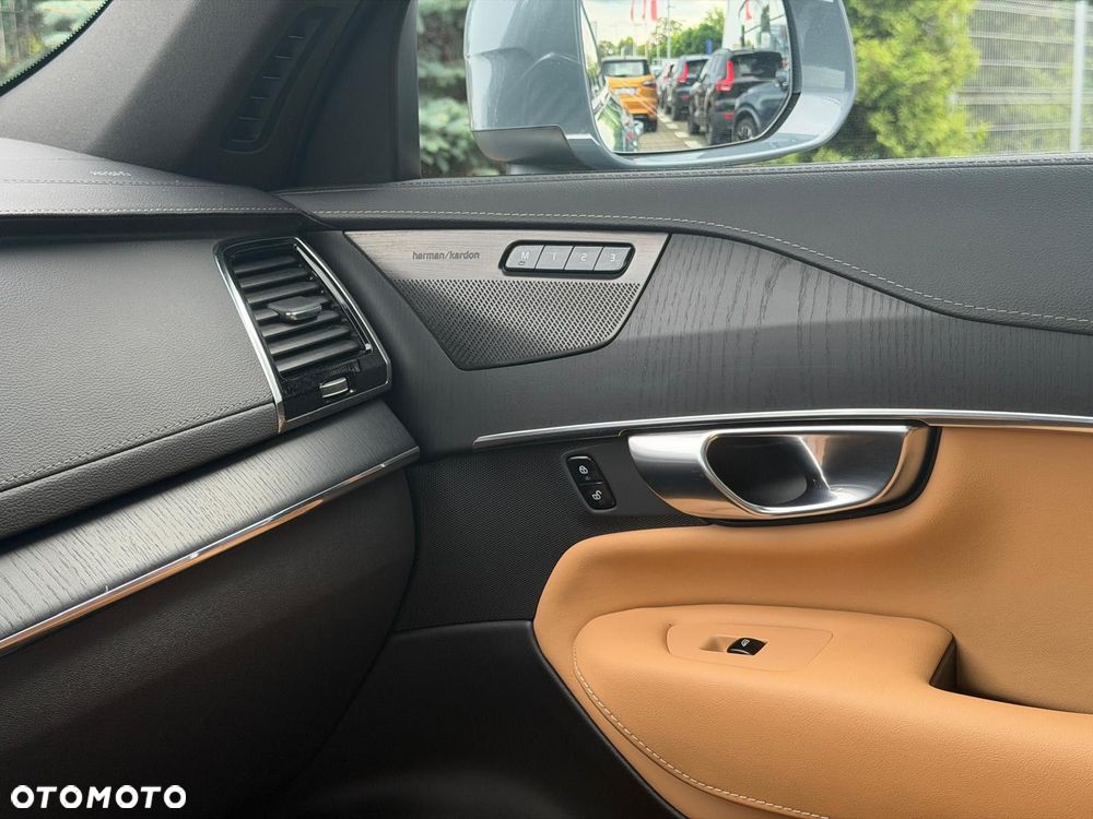 Volvo XC 90 - 28